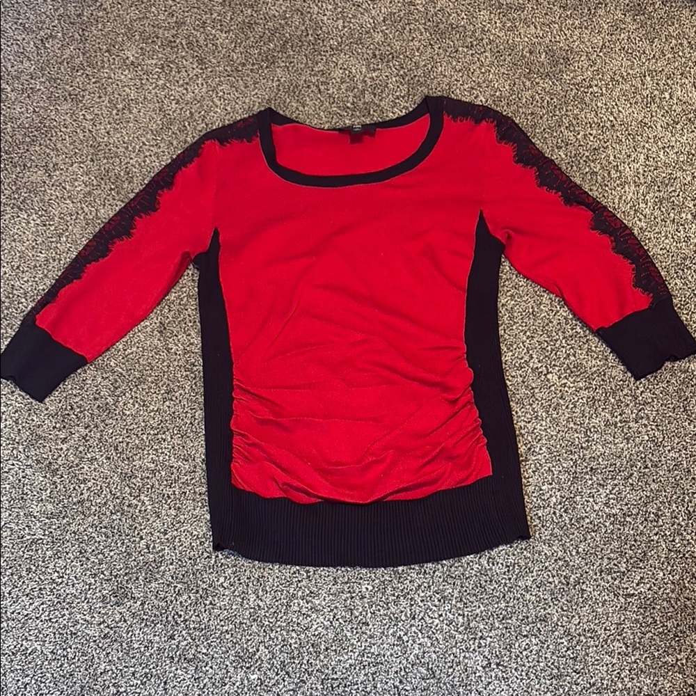 Iz Byer Red and Black Fitted Raglan Blouse with 3/4 Sleeves